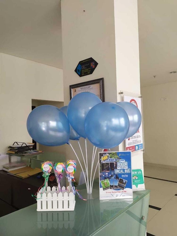 Padjadjaran Hotel Bogor Exteriör bild
