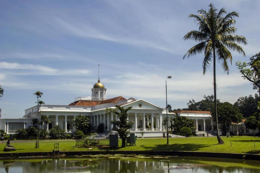 Padjadjaran Hotel Bogor Exteriör bild